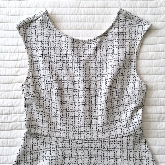 NEW Loft White and Black Print Skater Dress Sz 2 - Picture 6 of 8